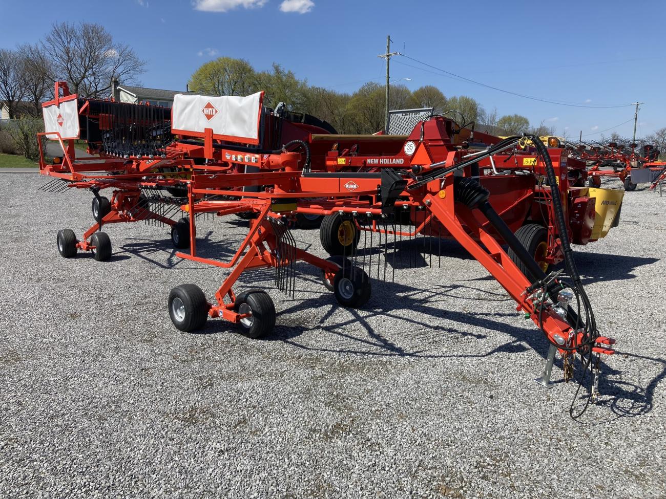 2024 KUHN GA7932 DOUBLE ROTARY HAY RAKE