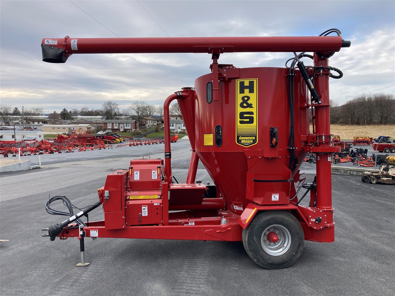 2023 H&S GM9117 GRINDER MIXER