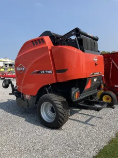 2022 KUHN VB7160