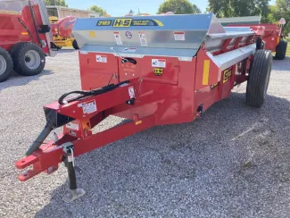 2023 H&S S3123 BOX SPREADER