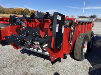 2023 H&S 3237 MANURE SPREADER