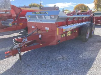 2023 H&S 3237 MANURE SPREADER