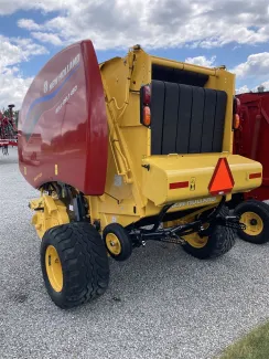 2023 NEW HOLLAND ROLL-BELT 450 SILAGE SPECIAL - Back Left